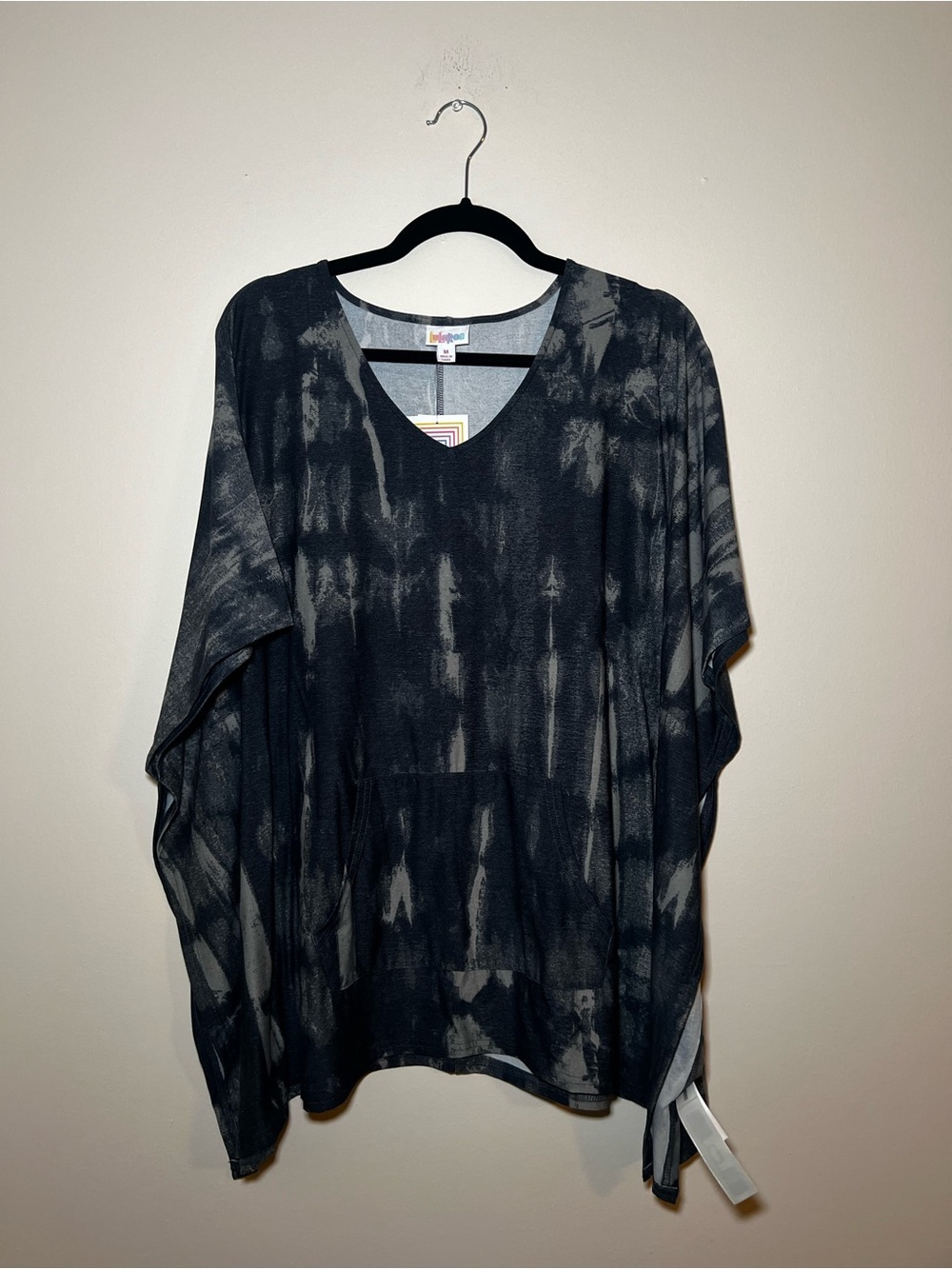 LuLaRoe Black and Gray Tie-Dye V-Neck Lightweight Poncho